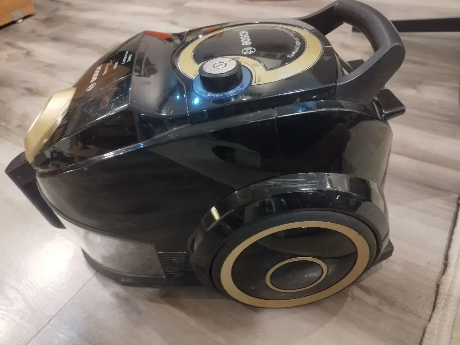 جاروبرقی بوش اصل|جاروبرقی، جارو شارژی، بخارشو|شاهین‌شهر, عطار|دیوار