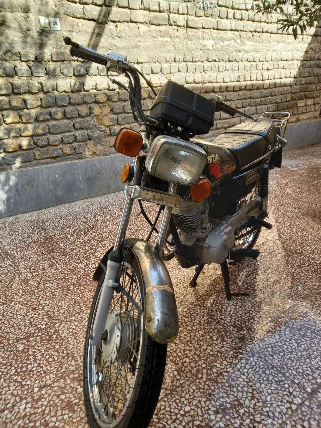موتور هندا ۱۲۵ مدل ۸۴|موتورسیکلت|قم, وادی السلام|دیوار