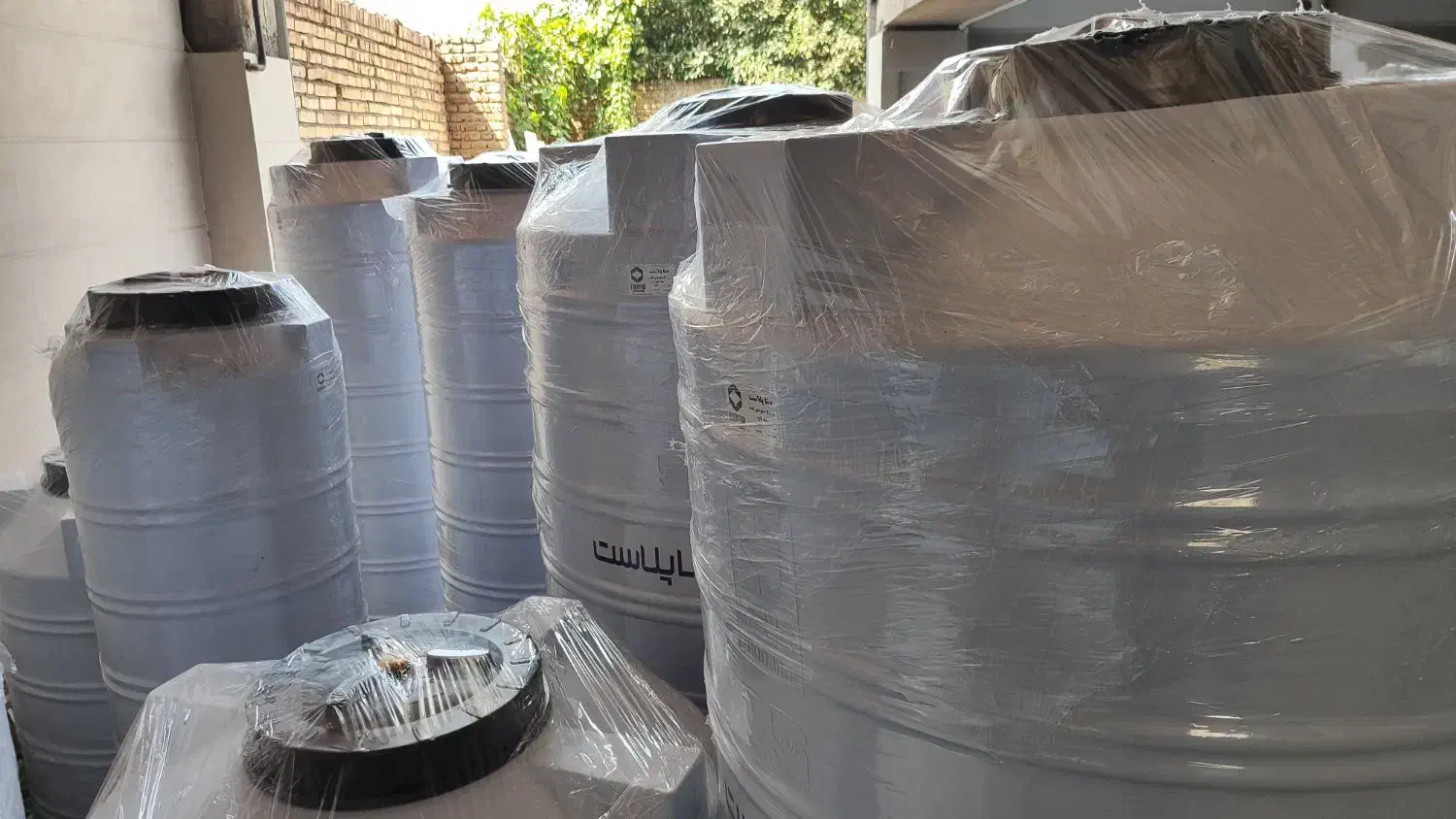 فروش انواع مخزن های عمودی و افقی دنا پلاست|مصالح و تجهیزات ساختمان|گنبد کاووس, |دیوار