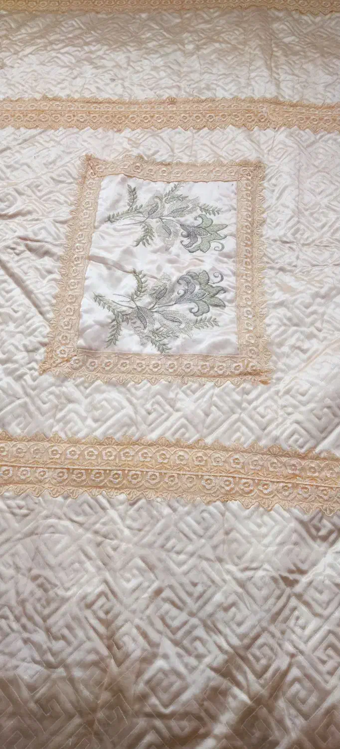 رو تختی جنس ساتن|سرویس روتختی|همدان, |دیوار