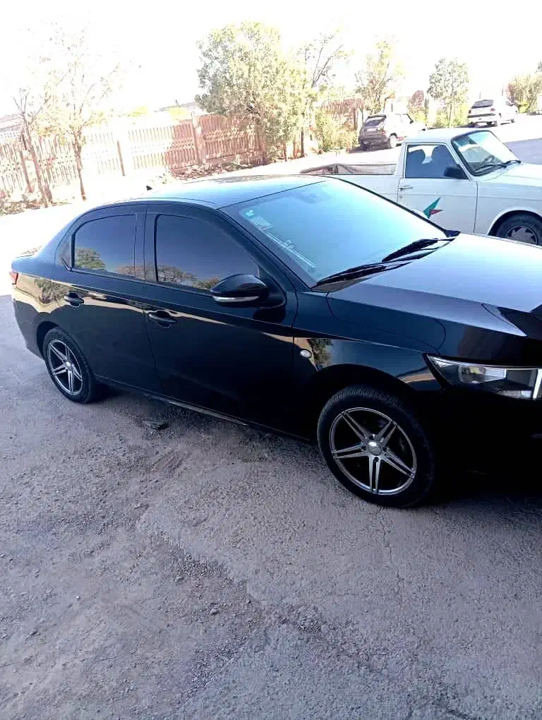 تارا 402|خودرو سواری و وانت|کرمان, |دیوار