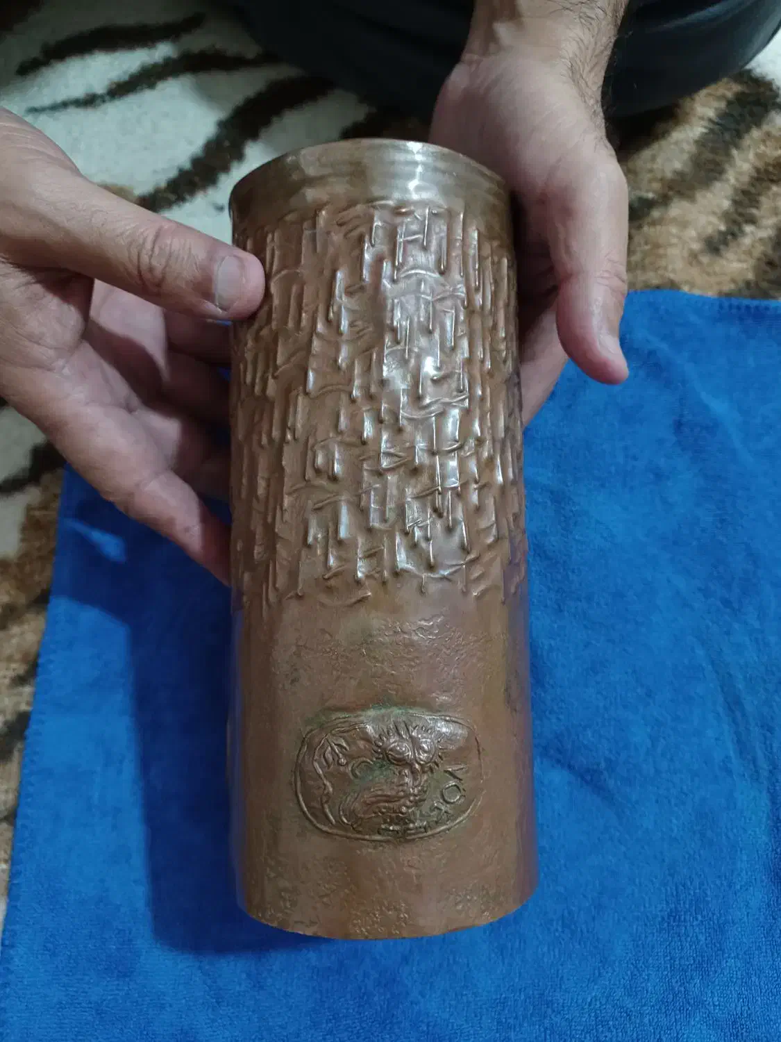 جام فلزی قدیمی کار دست تصویردار به وزن۴۲۵گرم۸۰۰سوت|کلکسیون اشیاء عتیقه|ارومیه, |دیوار