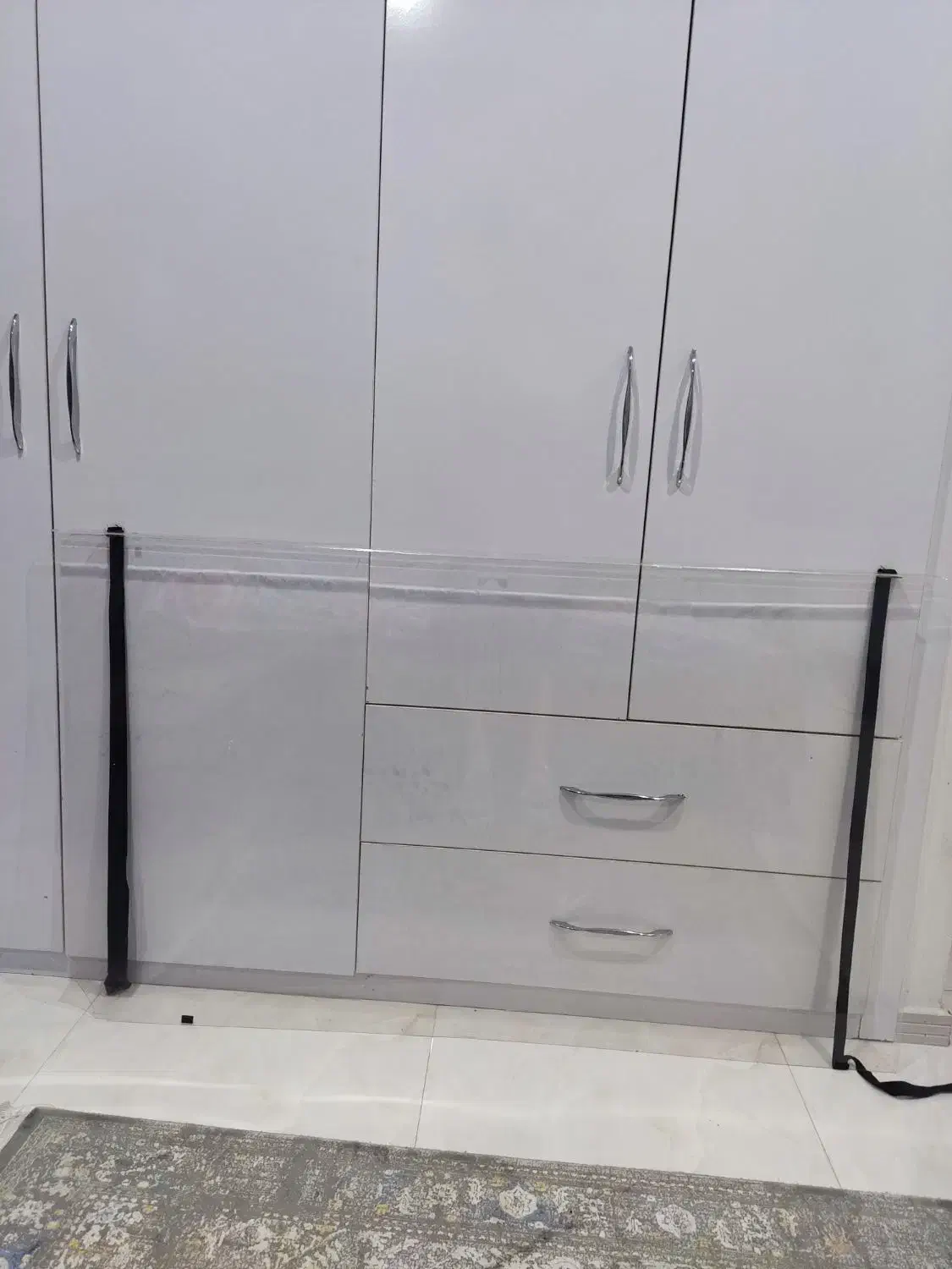 محافظ تلویزیون۶۵اینچ|تلویزیون و پروژکتور|مشهد, مصلی (کارمندان اول)|دیوار