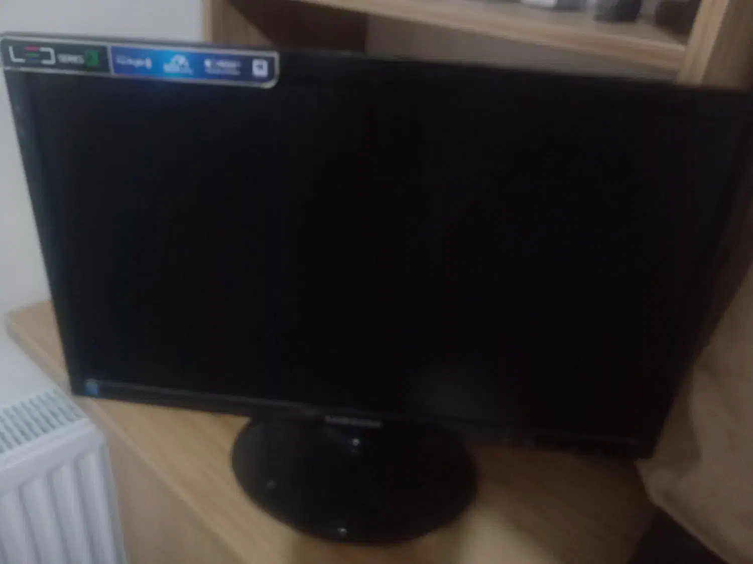 مانیتور سامسونگ|قطعات و لوازم جانبی رایانه|تهران, فلسطین (میدان انقلاب)|دیوار