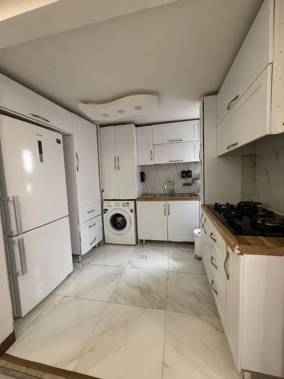 رهن اپارتمان ۹۰متری اسکندری جنوبی بسیار خوش نقشه