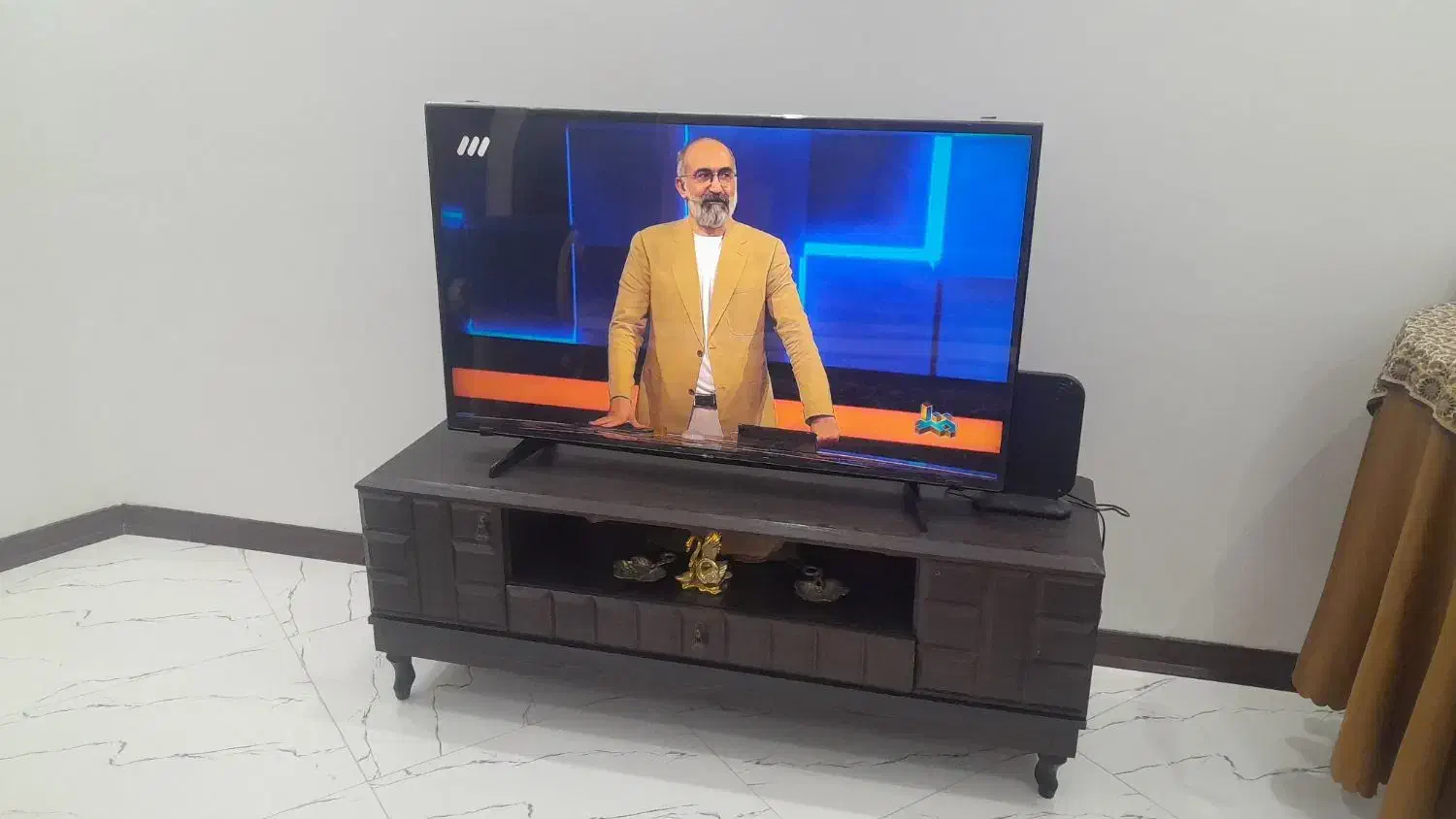 تلویزیون ۴۹اینچ اصل|تلویزیون و پروژکتور|پاکدشت, پاکدشت (مامازند)|دیوار