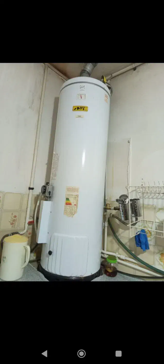 باعرض سلام یک عدد آبگرمکن مخزنی 140لیتری|آبگرمکن، پکیج، شوفاژ|ابریشم, |دیوار