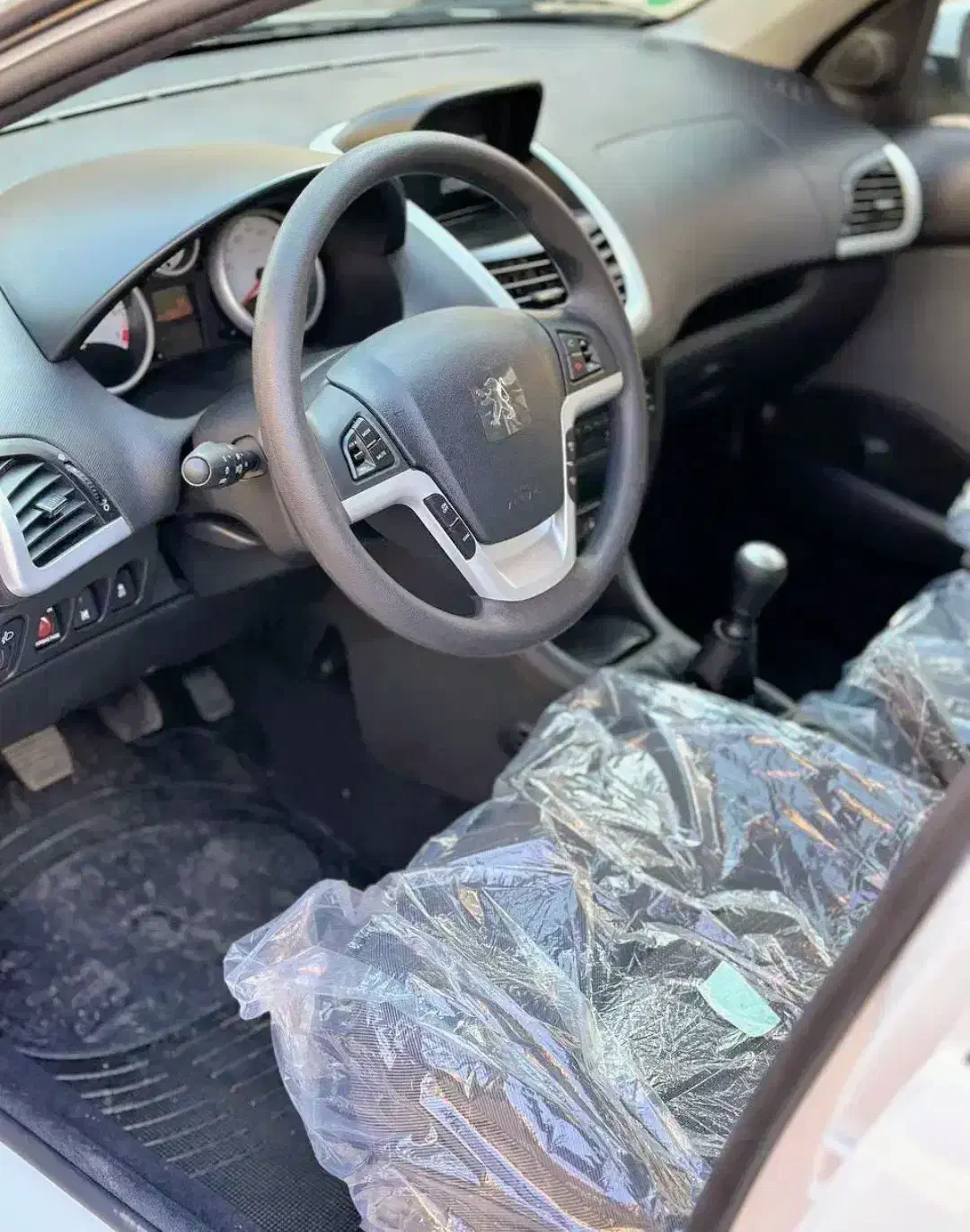 پژو ۲۰۷ tu3|خودرو سواری و وانت|مشهد, نکاح|دیوار