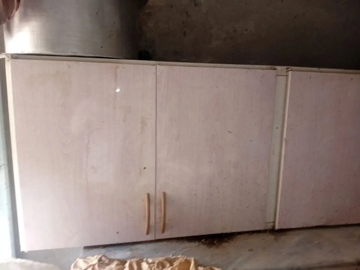 لوازم منزل کابینت وقالی ومبلی دست دو ماشین لباسشوی|مبلمان خانگی و میز عسلی|تربت جام, فاز ۳ فرهنگیان|دیوار