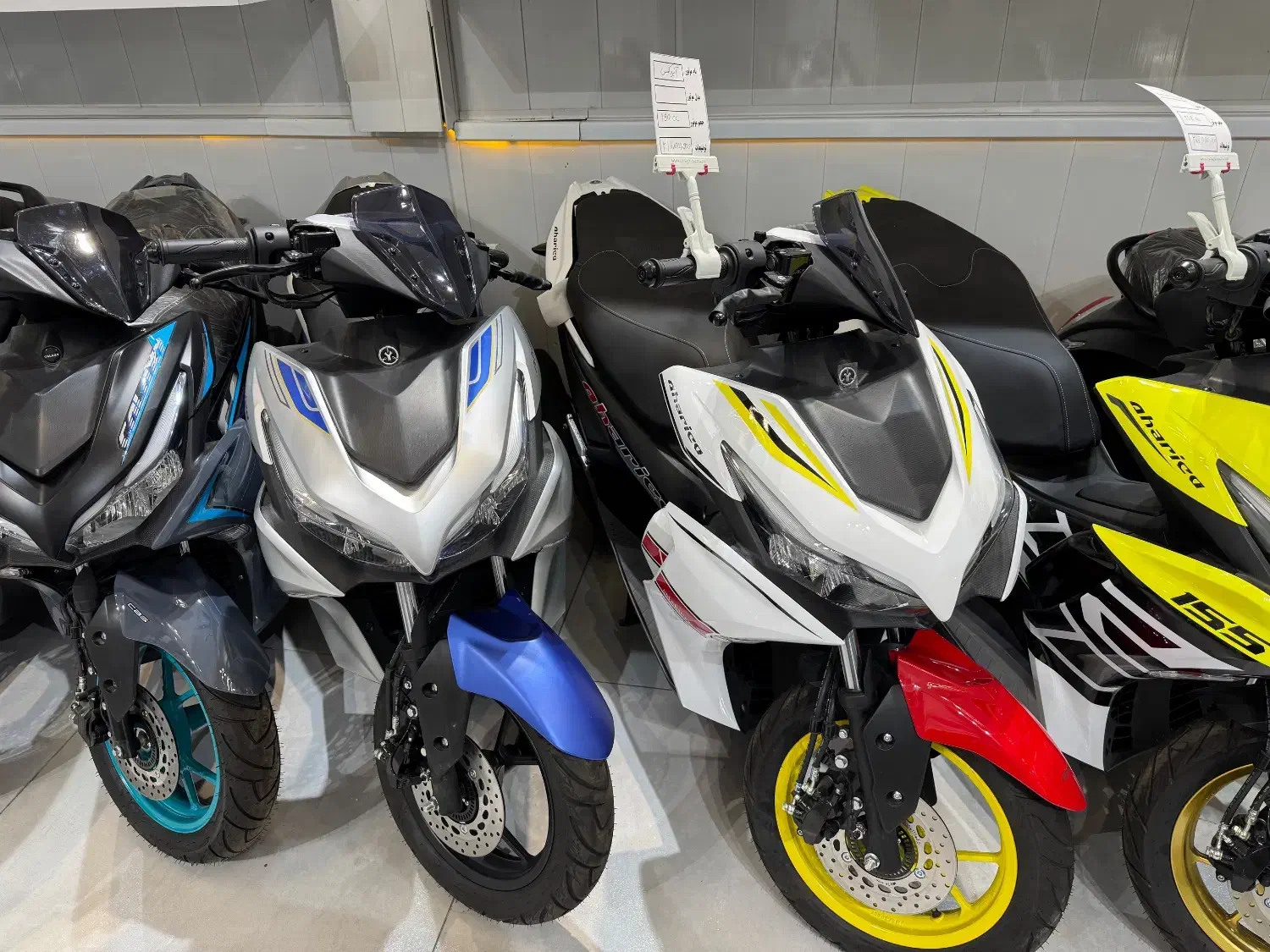 طرح آیروکس ۱۵۵ آرمان موتور|موتورسیکلت|شیراز, کلاهدوز|دیوار