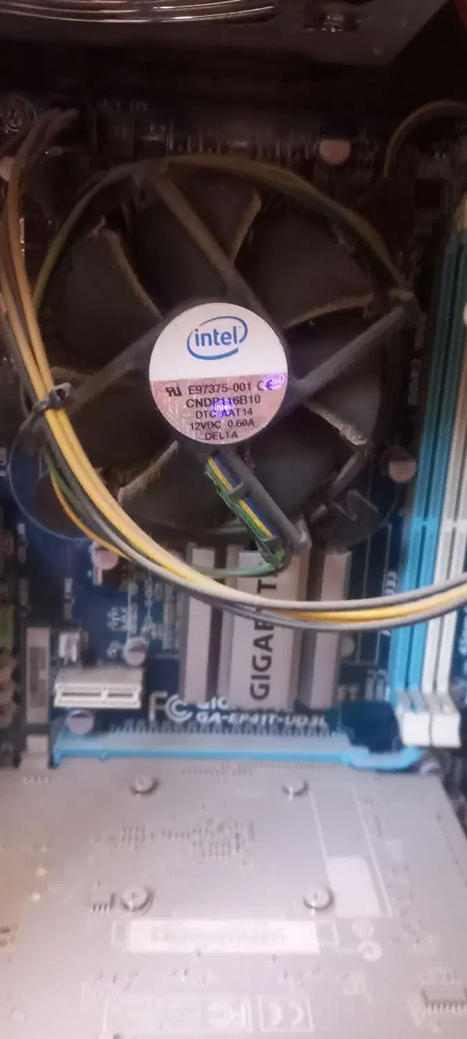 کامپیوتر کامل|رایانه رومیزی|فلاورجان, |دیوار