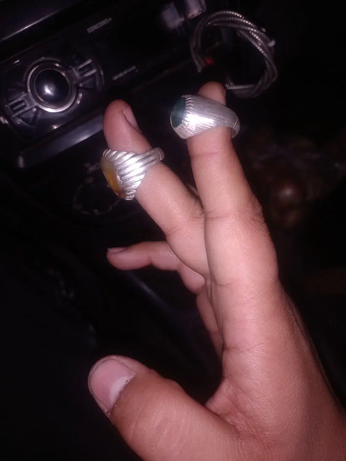 انگشتر نقره دست ساز و سنگ|کلکسیون اشیاء عتیقه|قم, دروازه ری|دیوار