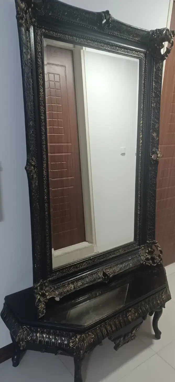 آیینه قدی|آینه|ساوه, |دیوار