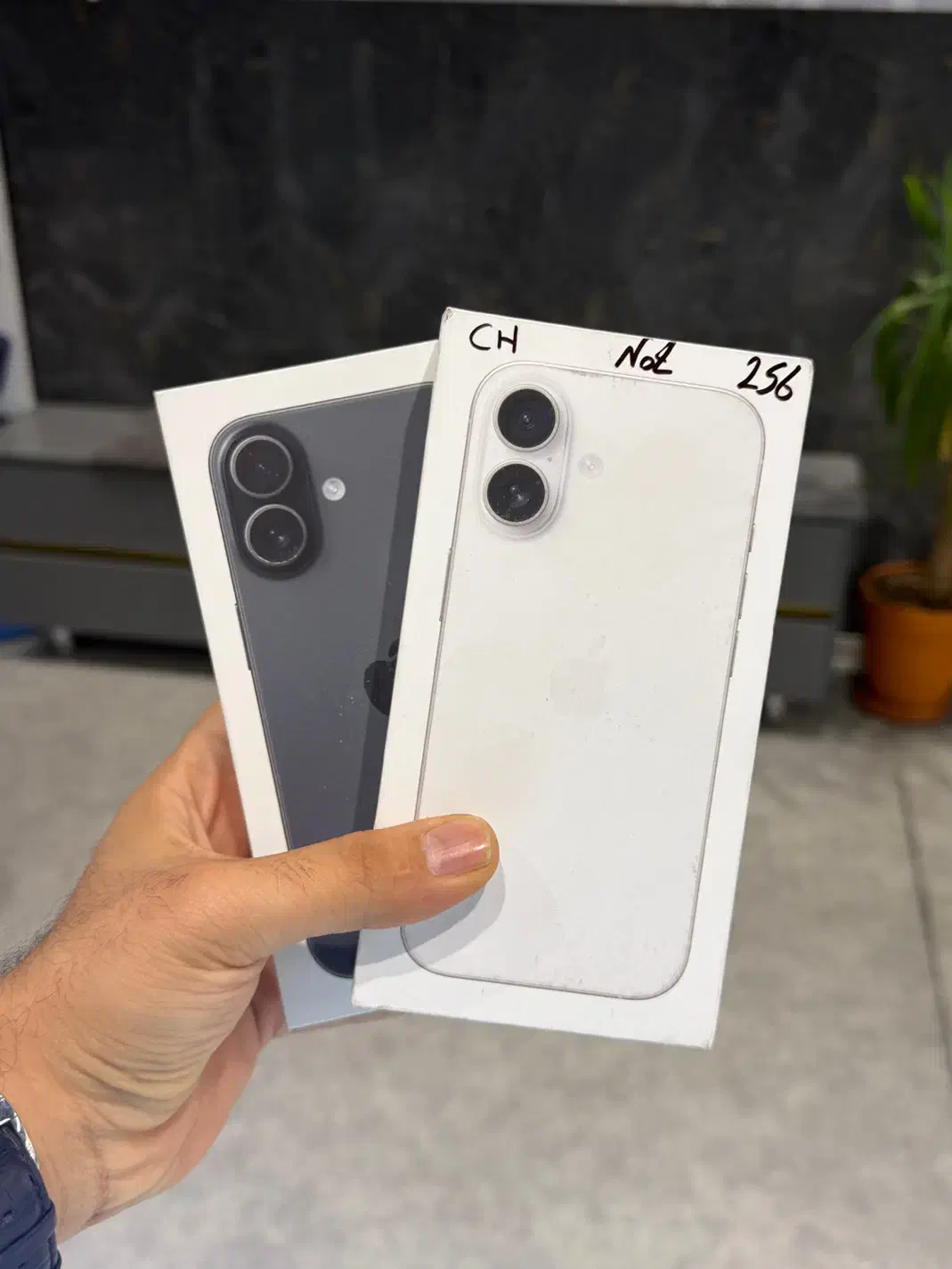 ۱۷ نرمال نات اکتیو قبل از خرید میتونید چک کنید|موبایل|تهران, باغ فیض|دیوار