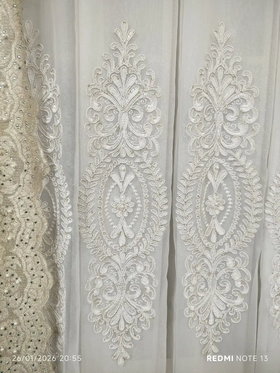 پرده همراه با کتیبه|پرده، رانر، رومیزی|گنبد کاووس, |دیوار