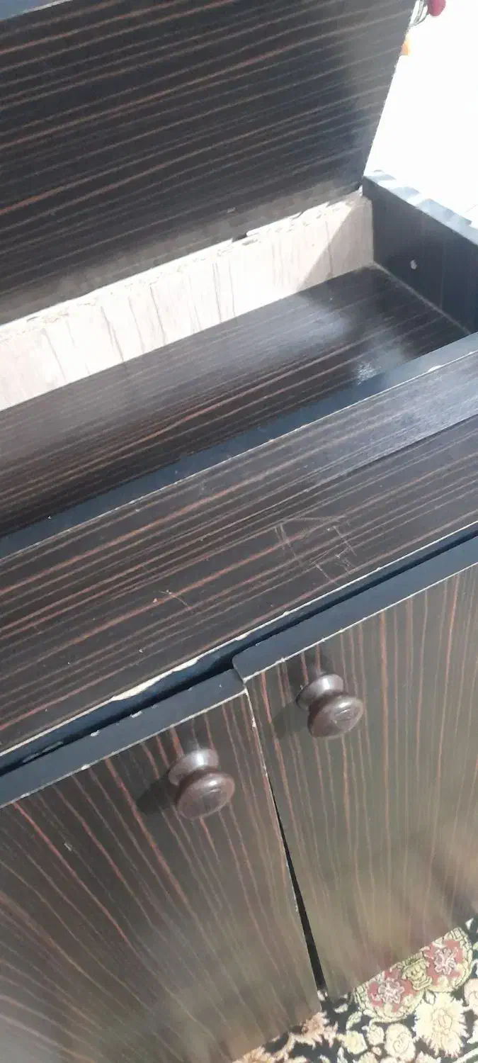 جاکفشی|جاکفشی، کمد، دراور|اهواز, فاز ۱ پادادشهر|دیوار