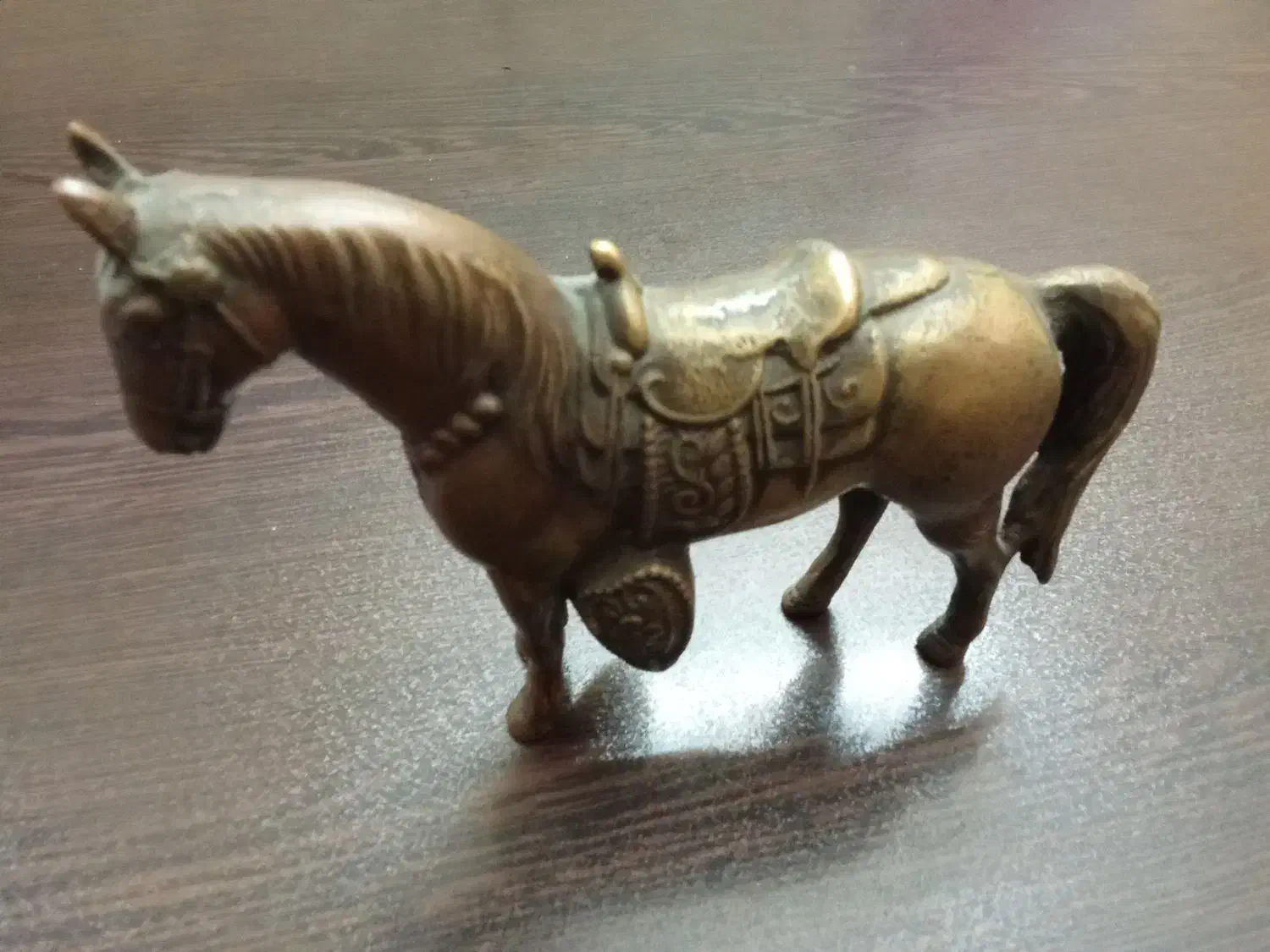 مجسمه آنتیک برنز|کلکسیون اشیاء عتیقه|تهران, فردوسی|دیوار