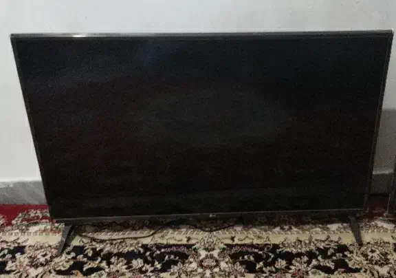 ال سی دی 43 اینچ LG|تلویزیون و پروژکتور|بوشهر, |دیوار