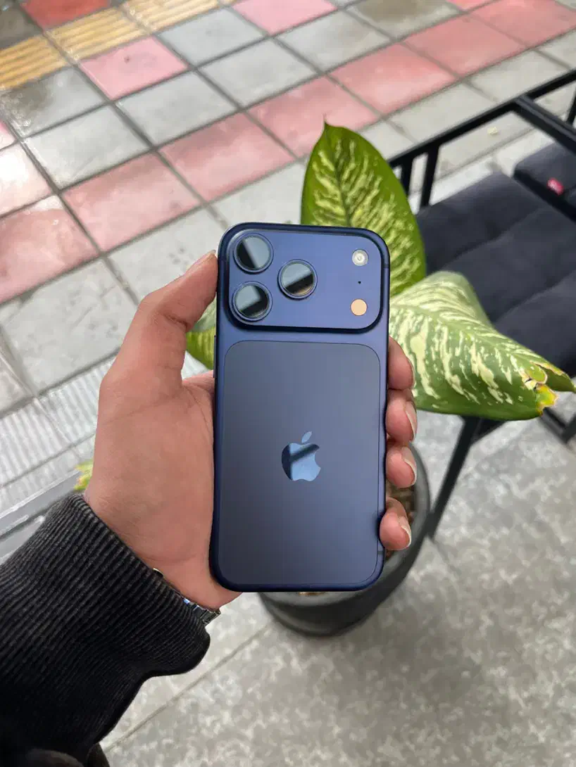 iPhone 17 pro 256G|موبایل|قم, زنبیل آباد|دیوار