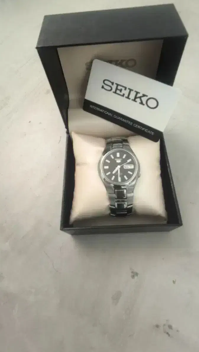 ساعت مچی برند SEIKO 5 ژاپنی اصل|ساعت|شیراز, خلیلی|دیوار