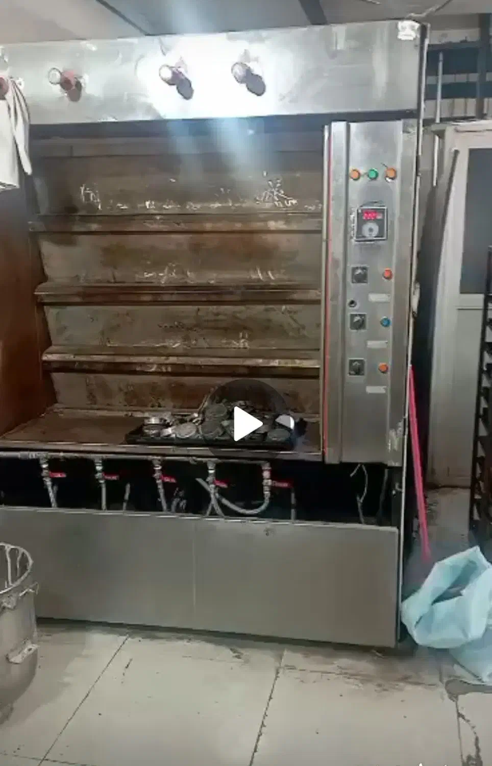 فر نان فانتزی|کافی‌شاپ و رستوران|تهران, جوادیه|دیوار