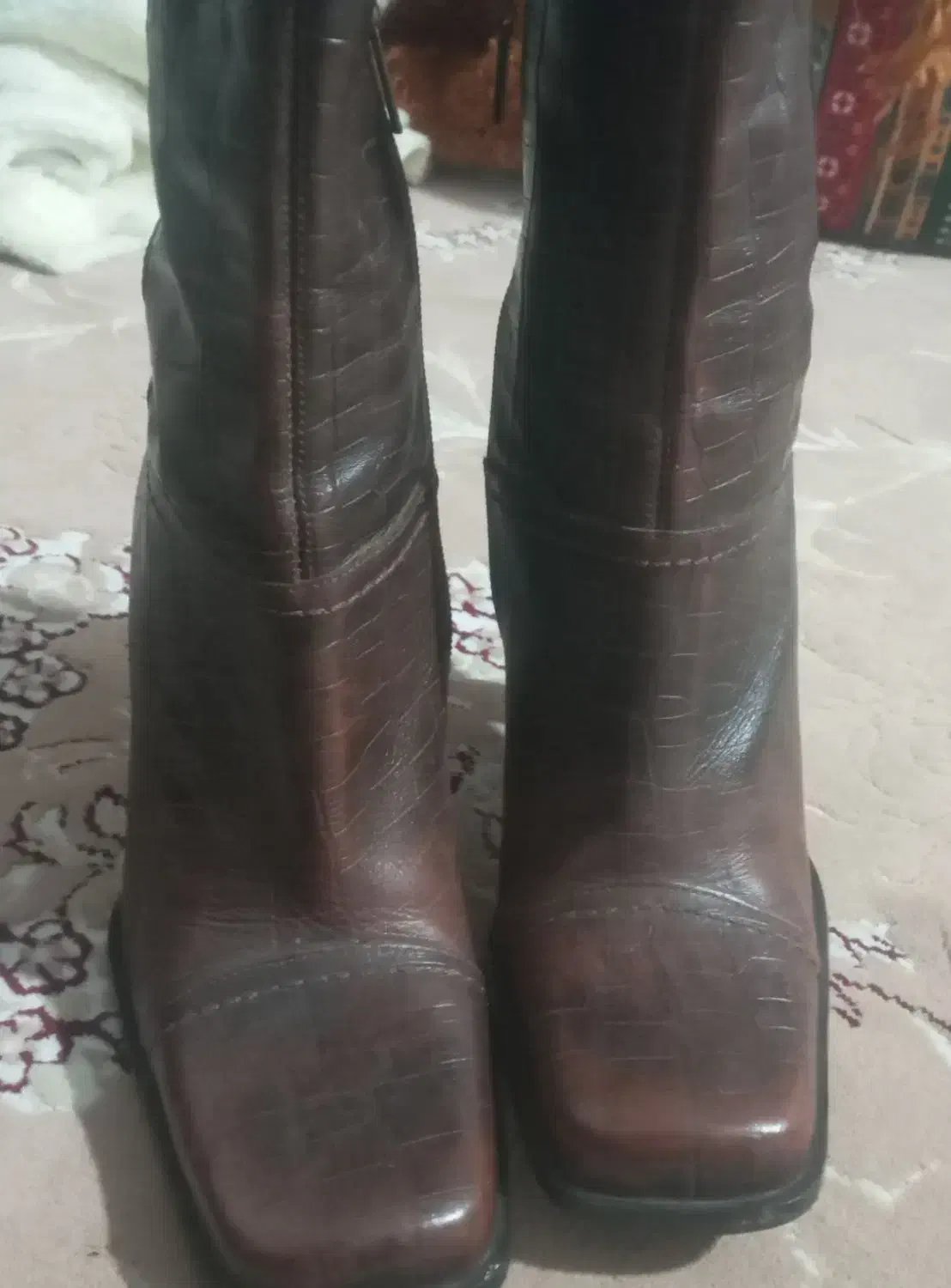 پوتین|کیف، کفش، کمربند|گنبد کاووس, |دیوار