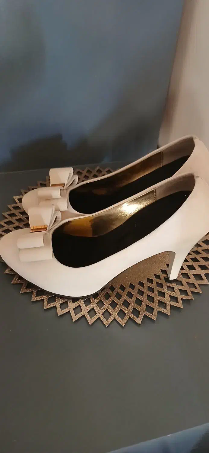 کفش مجلسی|کیف، کفش، کمربند|ملایر, |دیوار