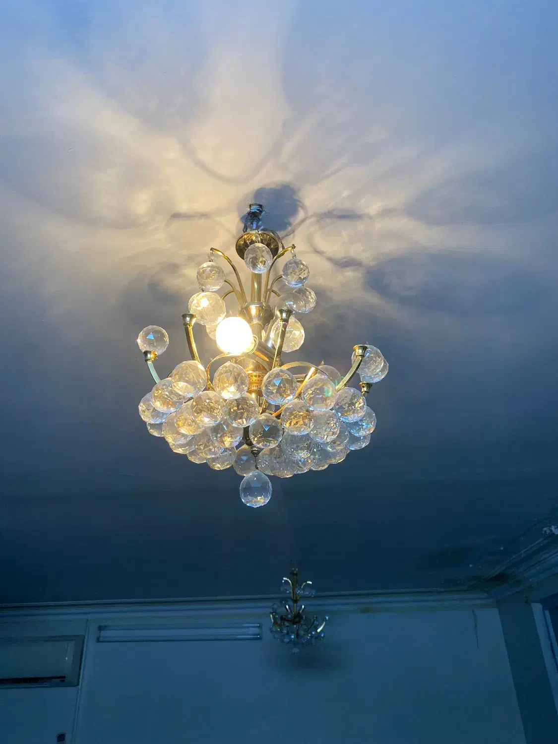 لوستر|لوستر و چراغ آویز|قم, شهدا|دیوار