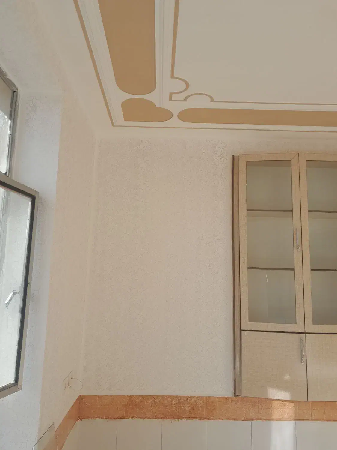 نفاشی ساختمان|خدمات پیشه و مهارت|بناب, |دیوار