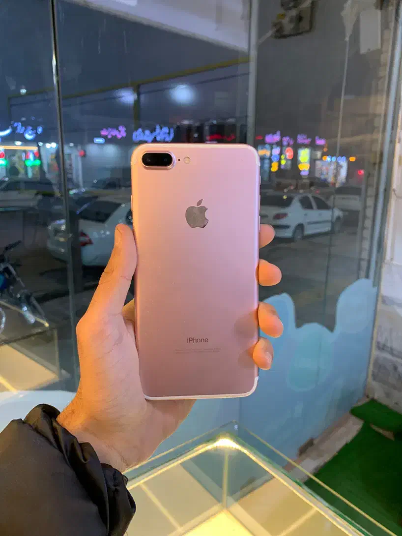 iPhone 7+ 128GB|موبایل|سبزوار, قصبه اب یمین|دیوار
