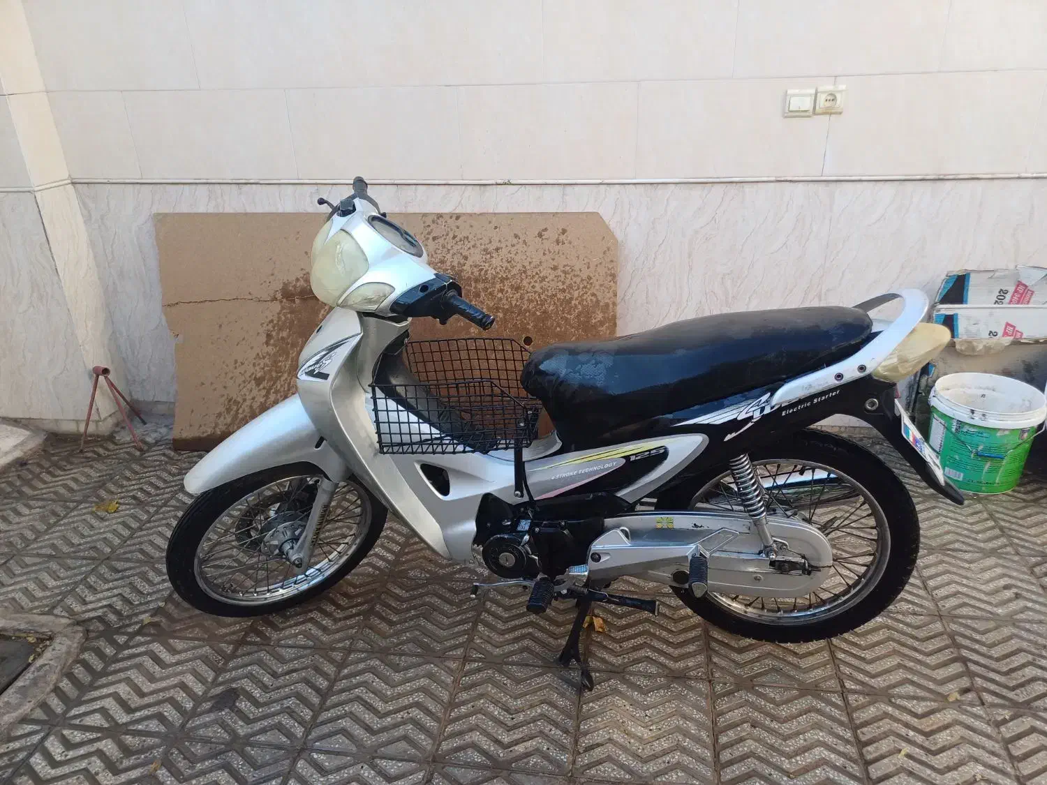 بیکلاچ طرح ویو مدل ۹۱|موتورسیکلت|یزد, |دیوار