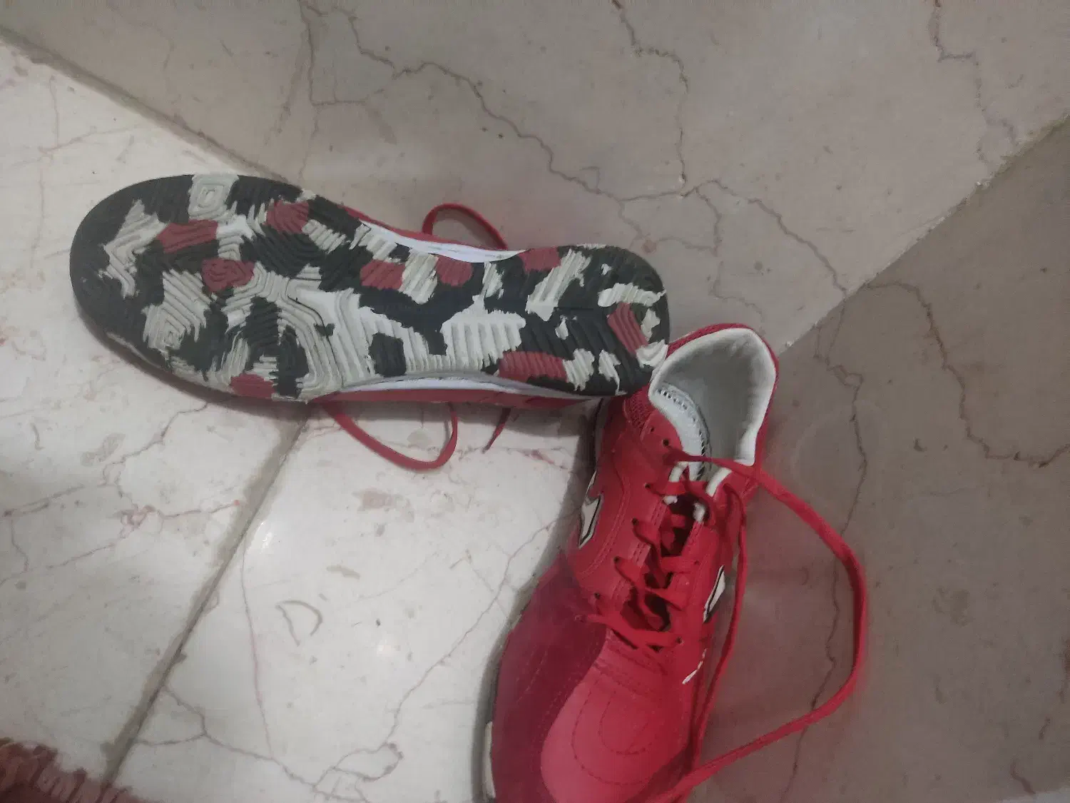 کفش سالنی جوما|تجهیزات ورزشی|خوی, |دیوار