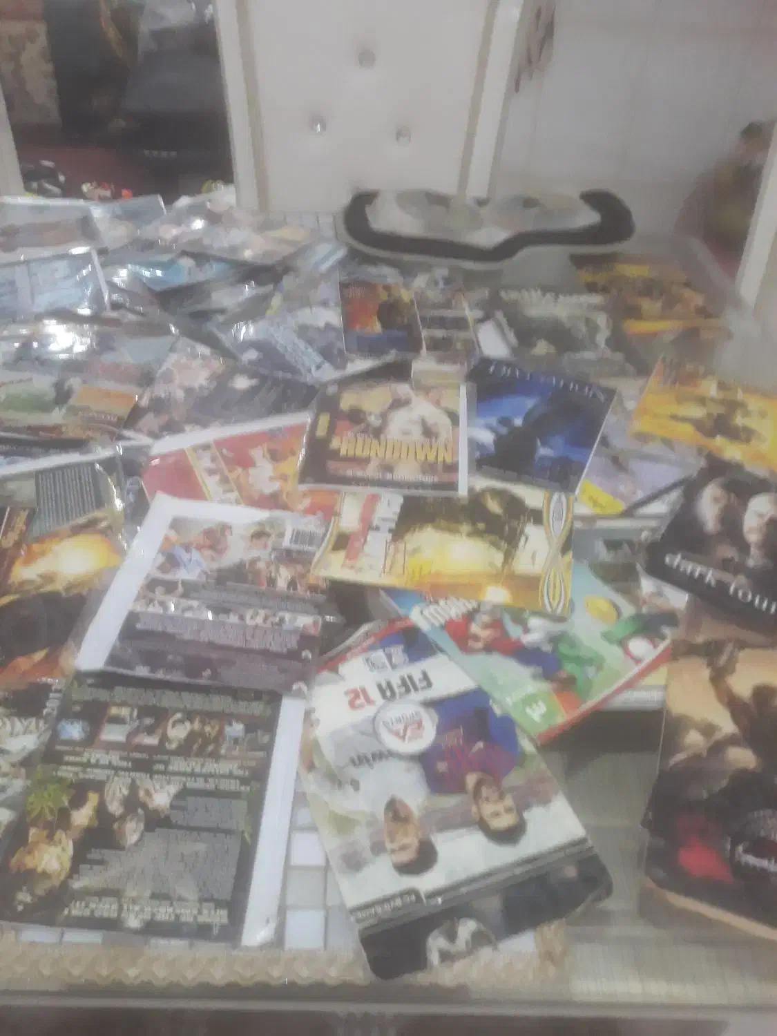 تعداد زیادی سیدی بازی وفیلم قیمت توافقی|کنسول، بازی ویدئویی و آنلاین|مشکیندشت, |دیوار