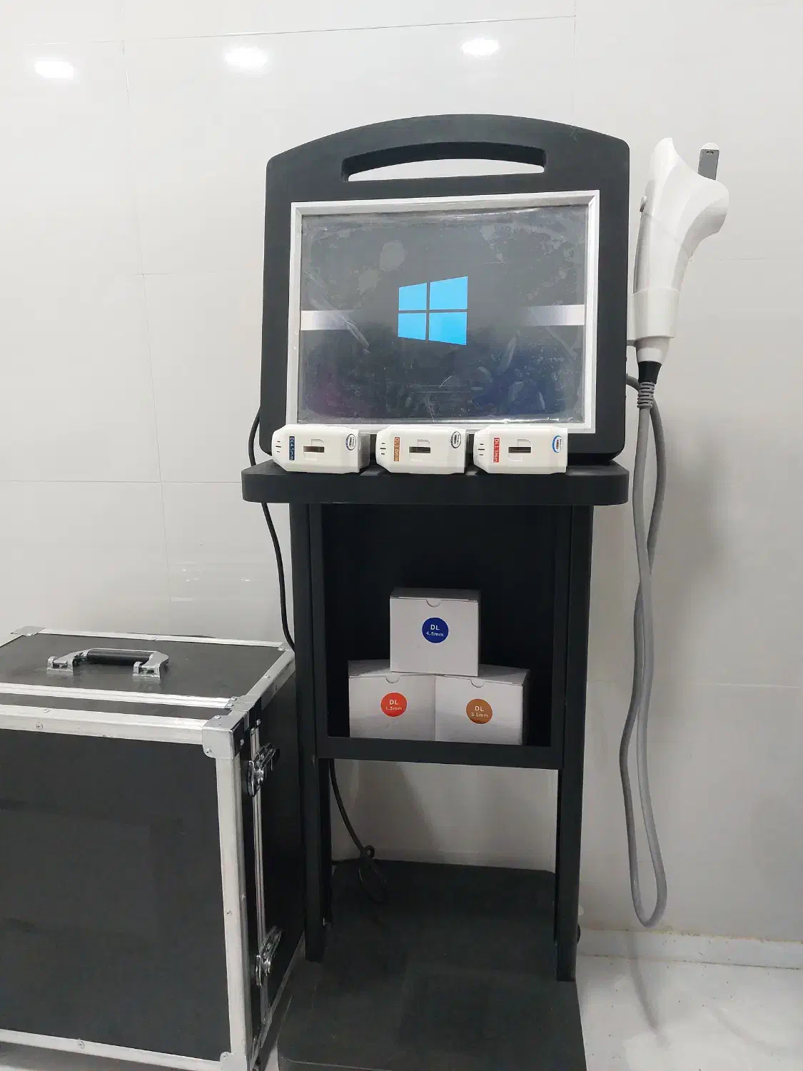 دستگاه زیبایی هایفوتراپی|پزشکی|قیروکارزین, |دیوار