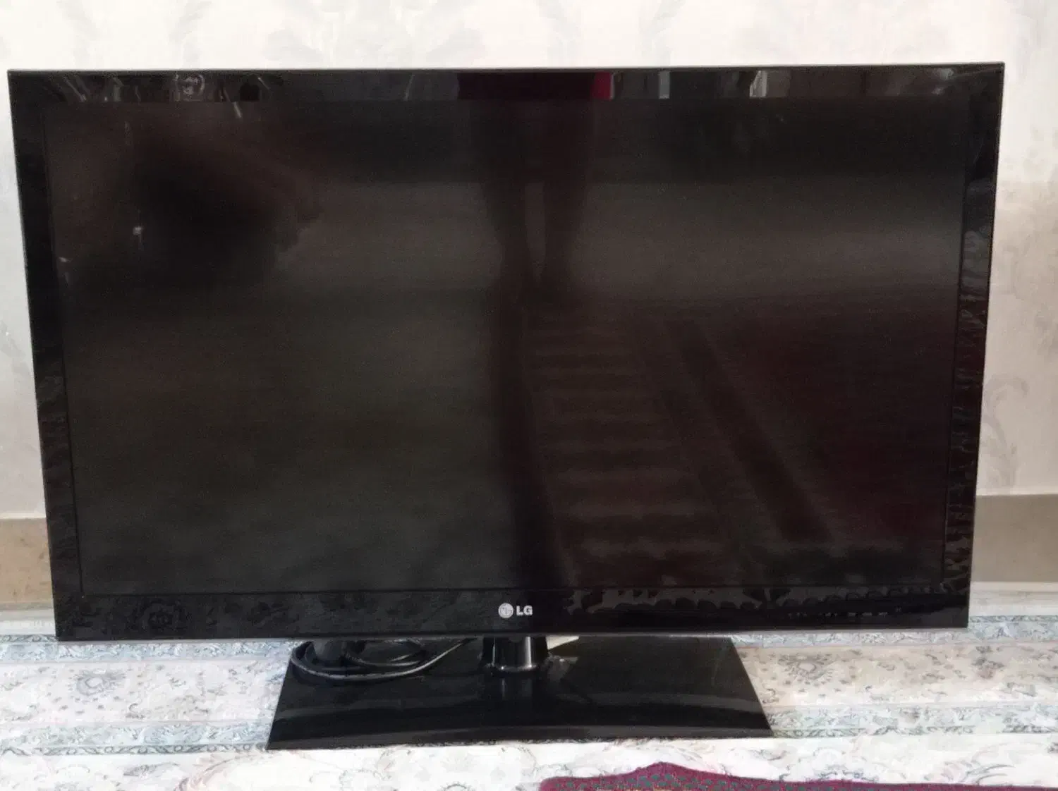 تلوزیون ال جی ۴۲ اینچ|تلویزیون و پروژکتور|دورود, |دیوار