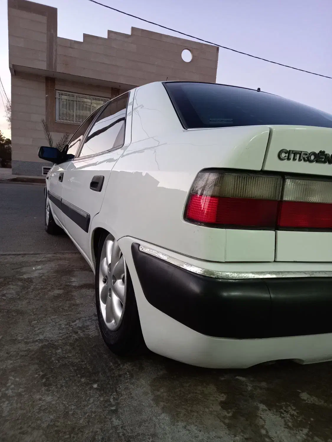 واکس و پولیش و احیای رنگ|خدمات موتور و ماشین|یزد, |دیوار