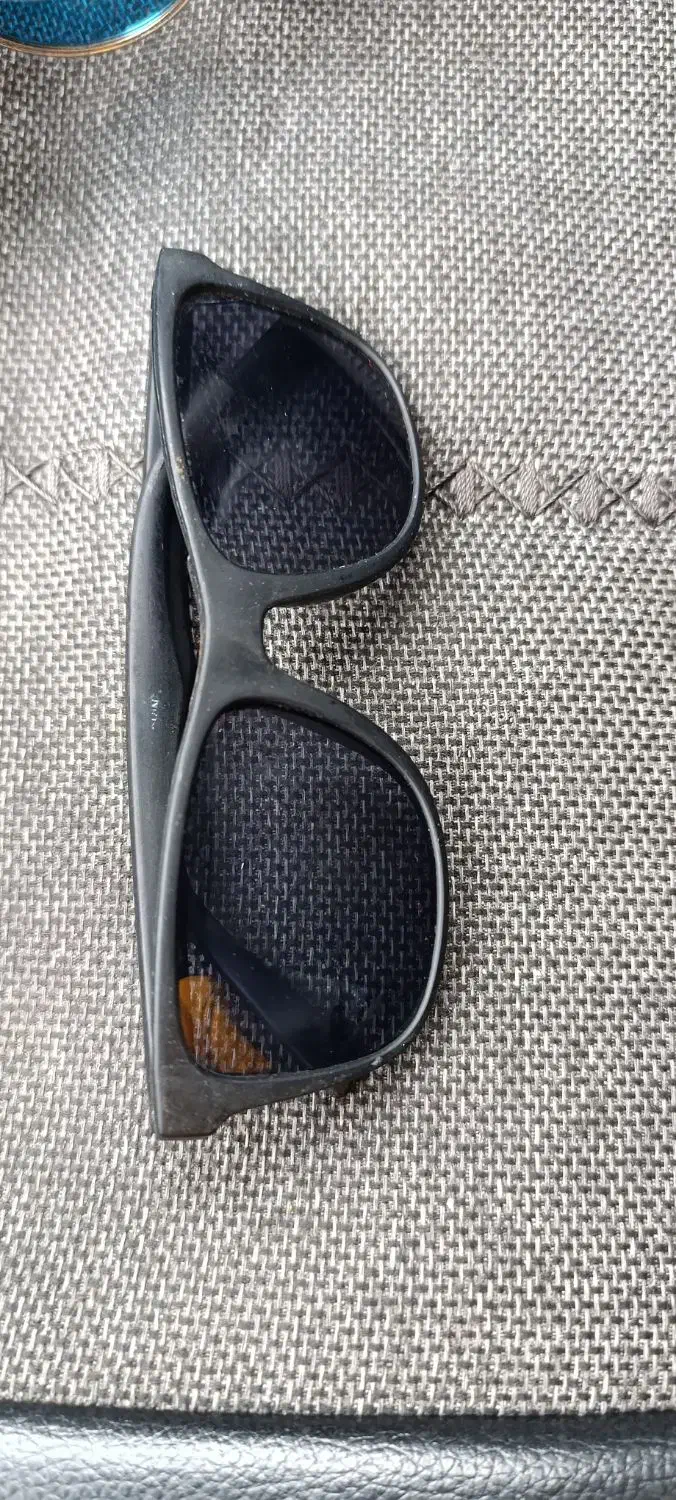 عینک دودی ایتالیایی|زیورآلات و اکسسوری|رشت, گلسار|دیوار