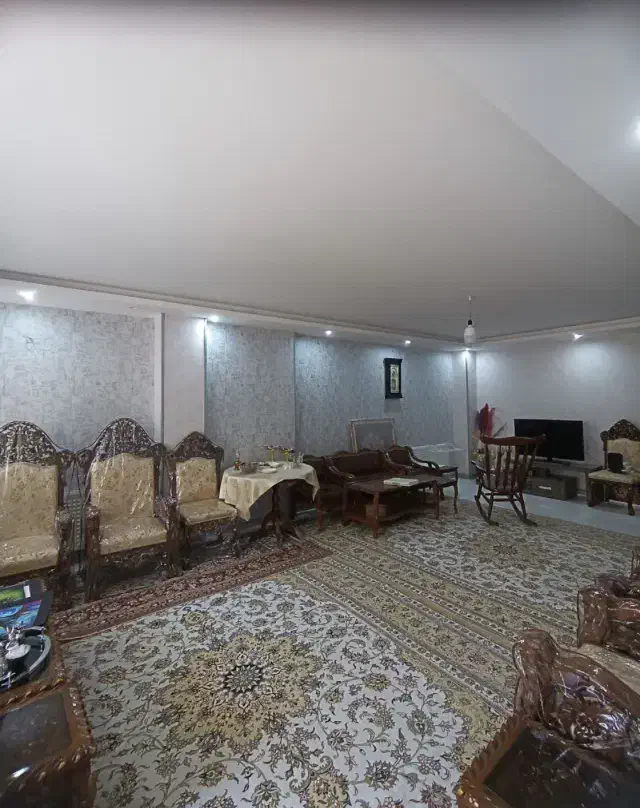 آپارتمان صفر*عروس داماد*تک واحد*بیسیم چشمه باقرخان|اجارهٔ آپارتمان|اصفهان, شاهزید|دیوار