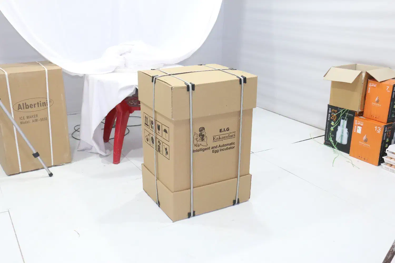 دستگاه جوجه کشی 168 تایی سوپرمینیاتور + گارانتی|لوازم جانبی حیوانات|ساری, |دیوار