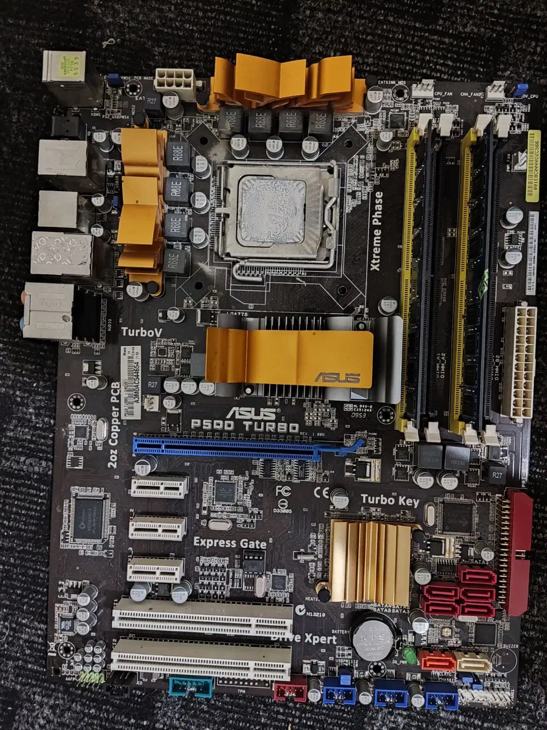 باندل مادربرد ۴ گیگ رم + سی پی یو چهار هسته ای|قطعات و لوازم جانبی رایانه|تبریز, |دیوار