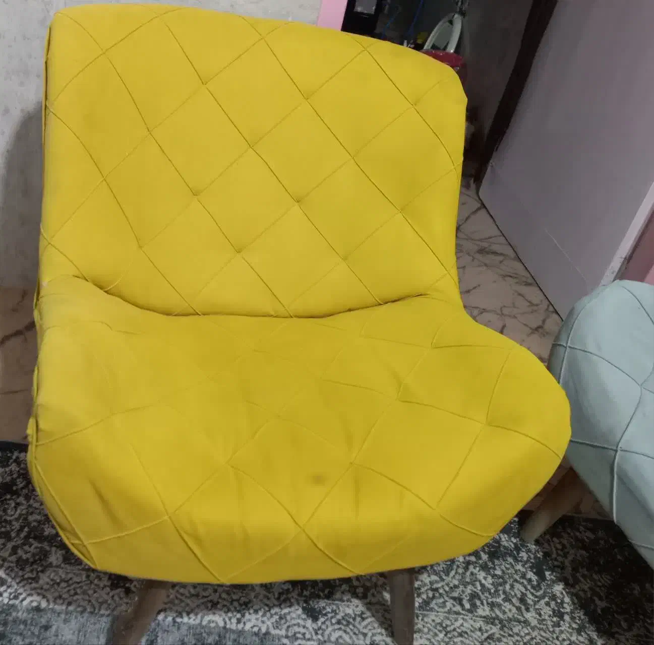 مبل و تاب ریلکس|مبلمان خانگی و میز عسلی|شاهین‌شهر, حاجی آباد|دیوار