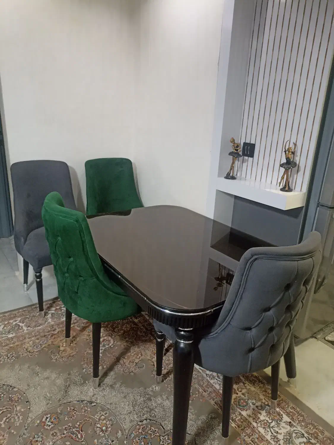 میزناهارخوری|میز و صندلی غذاخوری|چهارباغ, |دیوار