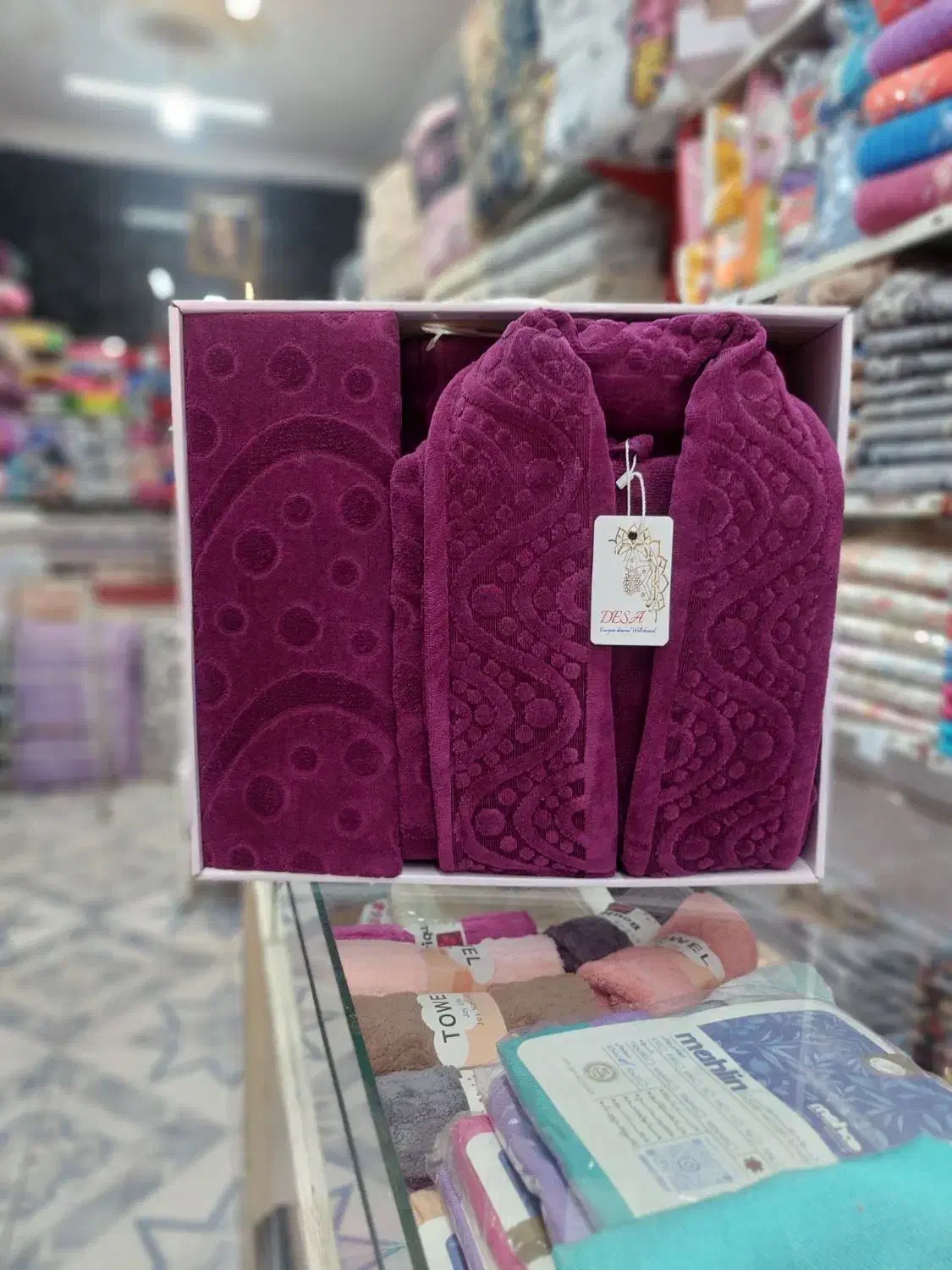 حوله تن پوش نخی یزدی و مخمل|لوازم حمام|مشهد, طلاب|دیوار