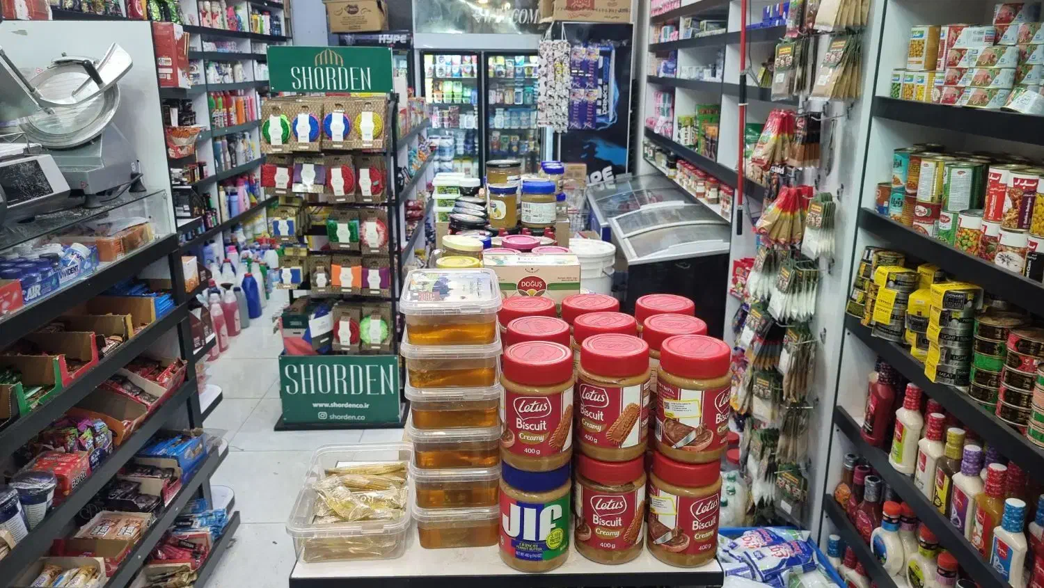 نیرو اقا هایپر مارکت|استخدام خدمات فروشگاه و رستوران|رشت, رشتیان|دیوار