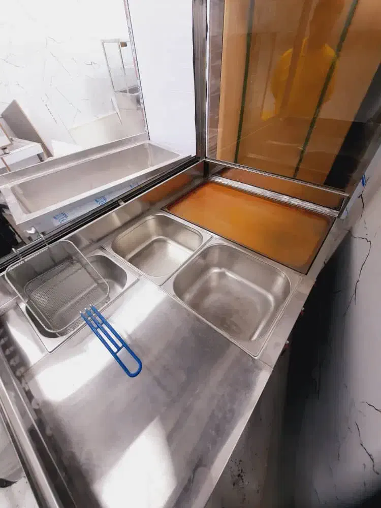 فر ساندویچی ، فلافلی|کافیشاپ و رستوران|قم, پردیسان|دیوار