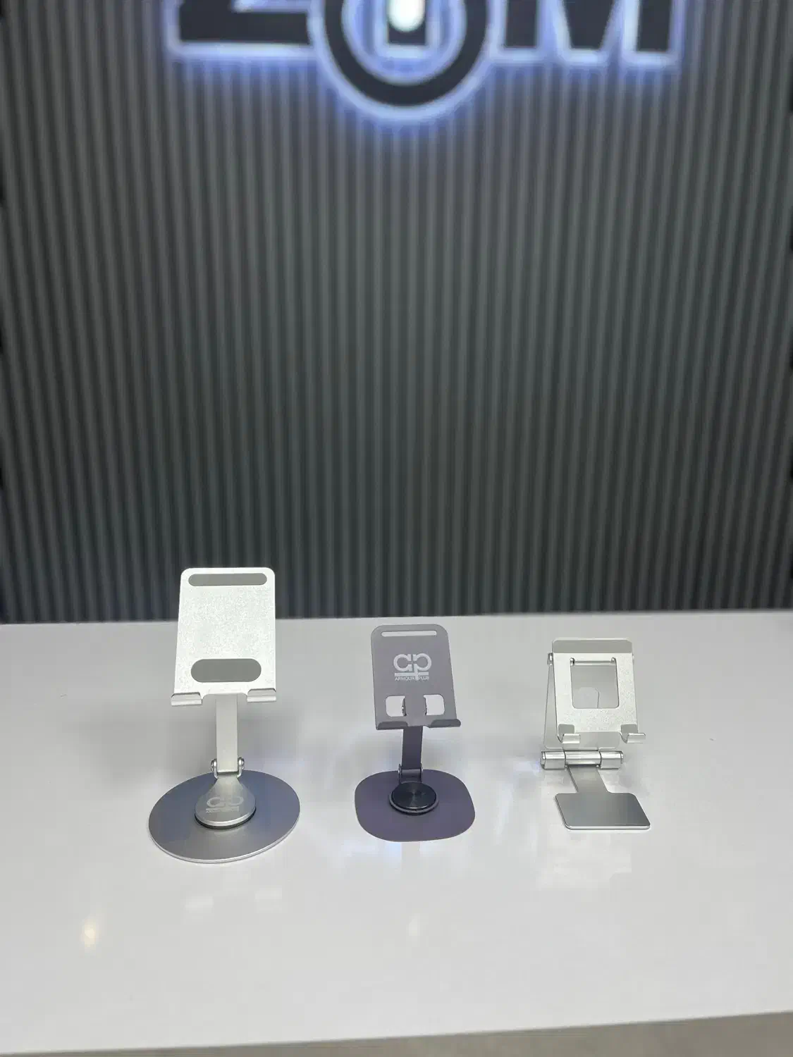 پایه موبایل و لپ تاپ|لوازم جانبی موبایل و تبلت|گنبد کاووس, |دیوار