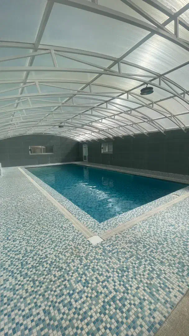 ویلا ابگرم ۴خواب انجیره|اجارهٔ کوتاهمدت ویلا و باغ|شیراز, انجیره|دیوار