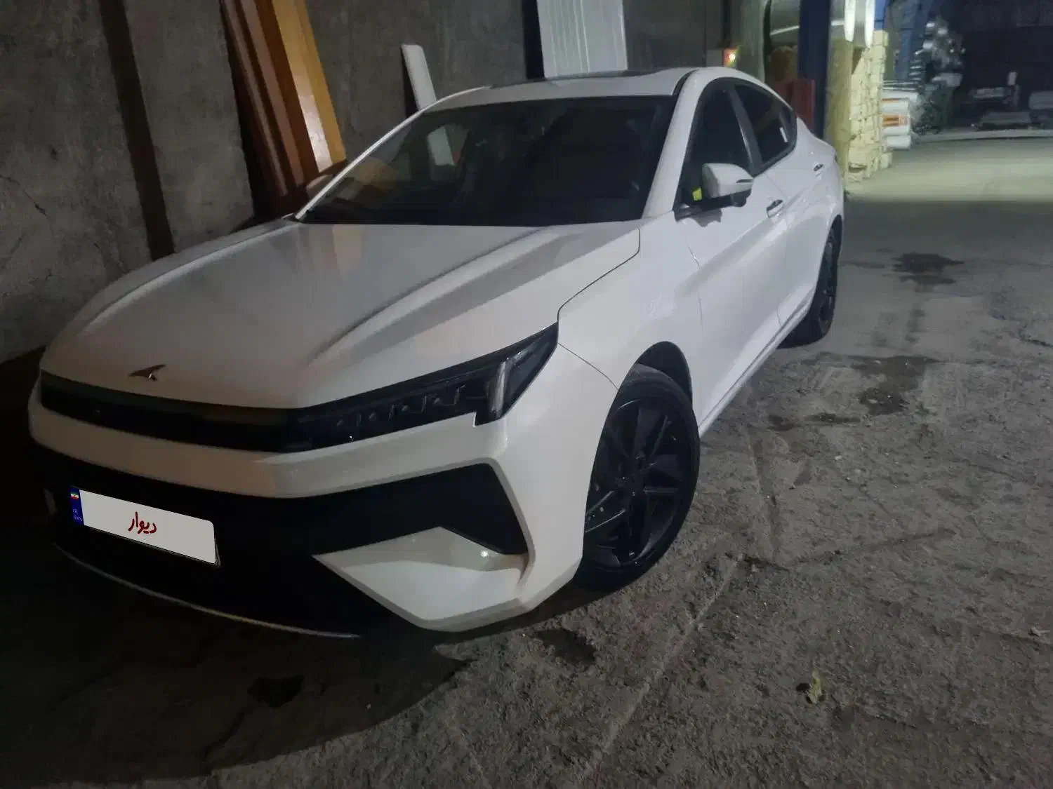 کی ام سی j7|خودرو سواری و وانت|لنجان, |دیوار