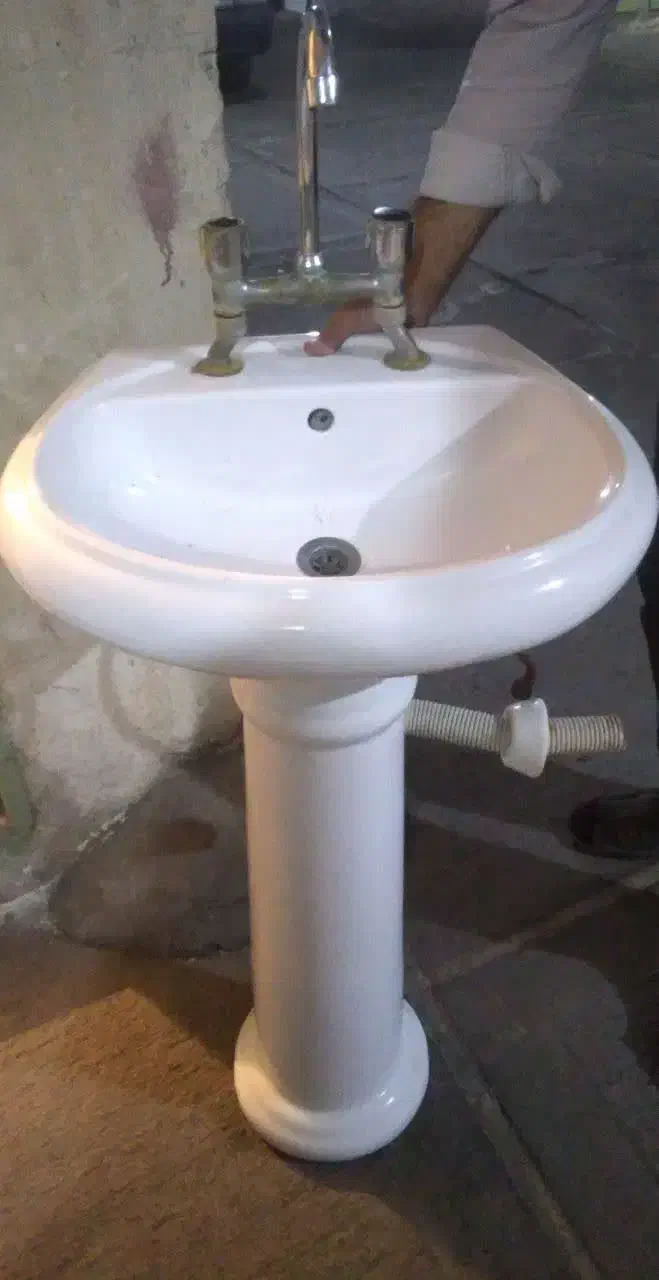 روشویی با شیر|لوازم سرویس بهداشتی|تبریز, |دیوار