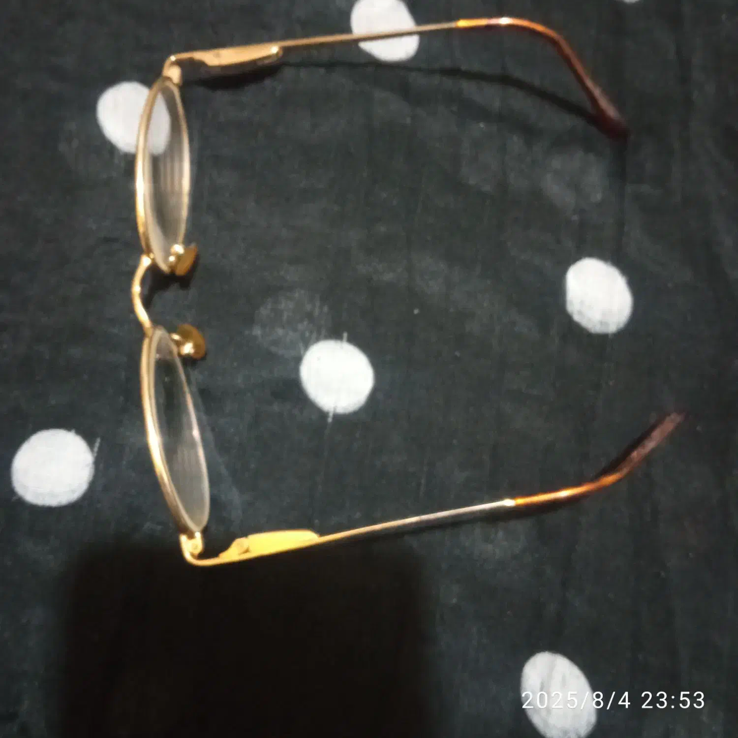 فرم عینک طبی|زیورآلات و اکسسوری|ابریشم, |دیوار